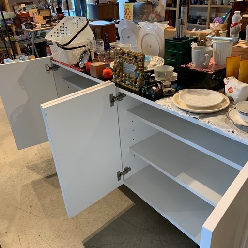 12/15まで店内全品80%OFF！！4扉キャビネット　収納棚　サイドボード