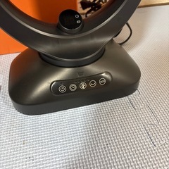 PTCヒーター 電気ストーブの画像