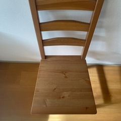 IKEA ダイニングチェアの画像