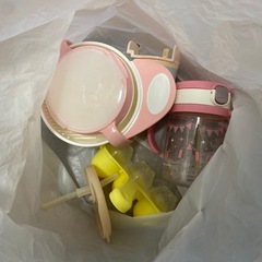 ベビー哺乳瓶離乳食用品などまとめての画像