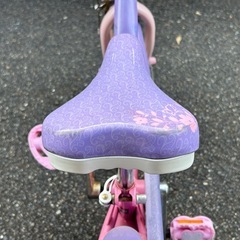 女の子自転車の画像