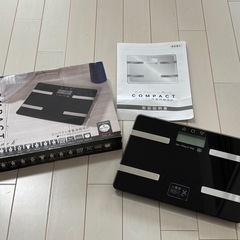 コンパクト体重体組成計の画像