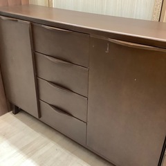 筑波産商のリビングボードのご紹介です