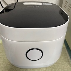 炊飯ジャーの画像