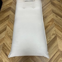 折りたたみ式 座椅子／簡易マットレス（枕付き）※無料譲渡の画像