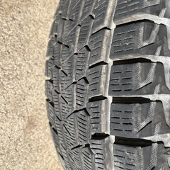 LMG モンタグナ 225/70R16 アイスガードSUV G075の画像