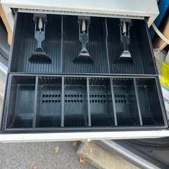 【鍵付き】レジキャッシャー／店舗使用・状態良好／那覇市受け渡し可の画像