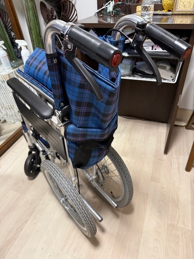 介助用車椅子