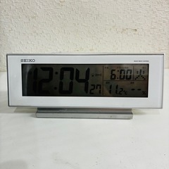 ⭐️激安⭐️セイコー　電波目覚まし時計 デジタル置時計 の画像