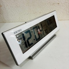 ⭐️激安⭐️セイコー　電波目覚まし時計 デジタル置時計 の画像