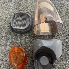 HITACHI コードレス掃除機 PV-BD200 ハンディ＆スティック 2in1 スタンド付の画像