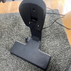 HITACHI コードレス掃除機 PV-BD200 ハンディ＆スティック 2in1 スタンド付の画像