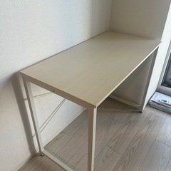 明日まで０円　ニトリ机の画像