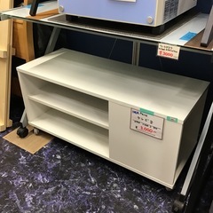 IKEA     テレビ台　コーヒーテーブル　キャスター付き　ホワイト　中古品の画像