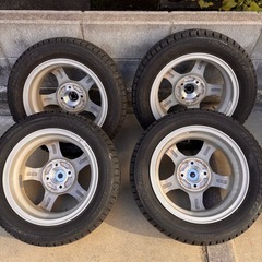 ブリヂストン　ブリザック　スタッドレスタイヤセットの画像