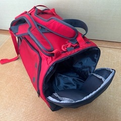 アンダーアーマー　ボストンバッグ　スポーツバッグ　リュック　修学旅行　林間学校の画像