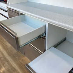 【トレファク高槻店】取りに来られる方限定！ニトリのスライド扉レンジボードのご紹介です！の画像