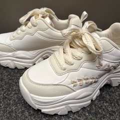 レディーススニーカー24.5cmの画像