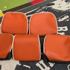デリカD5　シートカバー2,3列　フェイクレザー　オレンジに白のパイピングの画像