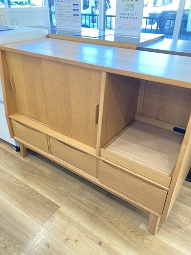 木製 キャビネット 最新 無垢材 ナチュラル家具 回転ラッチ付き