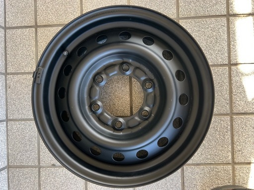 キャラバンてっちんホイール（195/80R15）