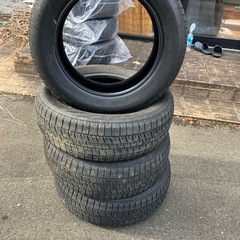 2022年製　ブリジストンブリザックVRX2 195-60-16の画像