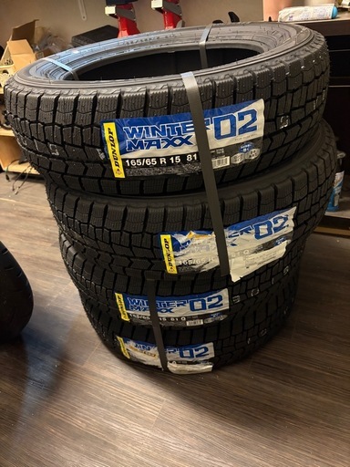 ダンロップ(DUNLOP) スタッドレスタイヤ 4本セット 165/65R15 81Q