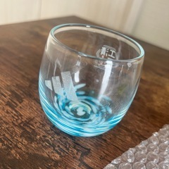 ペア琉球ガラス　アディダスの画像