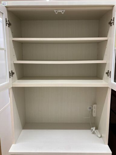 A-845【リユースのサカイ野々市店】ジモティ来店特価‼ ニトリ キッチンボード アンティーク調 木製 ホワイト クリーニング済み