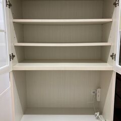 A-845【リユースのサカイ野々市店】ジモティ来店特価‼ ニトリ キッチンボード アンティーク調 木製 ホワイト クリーニング済みの画像