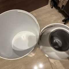 おむつゴミ箱の画像