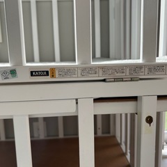 カトージ　ベビーベッド　60cm×90cmの画像