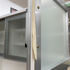 A-846【リユースのサカイ野々市店】ジモティ来店特価‼ 食器棚 木製 ホワイト クリーニング済みの画像