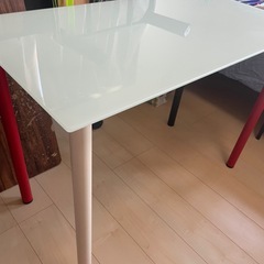 無料　ガラスデスク　簡単組み立ての画像