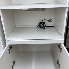 A-848【リユースのサカイ野々市店】ジモティ来店特価‼  食器棚 木製 ホワイトクリーニング済みの画像