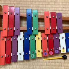 （東京・引き取り）おもちゃの鉄琴の画像