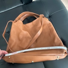 キャメル　バッグの画像