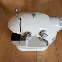 Cute 電動ミシンの画像