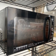 本商品は、昨年および今年に購入した冷蔵庫、電子レンジ、オーブン、IH調理器を含むブラックカラーの一式です。の画像