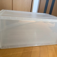 衣装ケースの画像