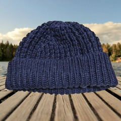 未使用に近い・ユニクロ製・濃紺・ネイビー ニット帽・フリーサイズの画像