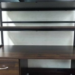 落ち着きのある未使用品・幅90cmウォルナット調レンジボードの画像