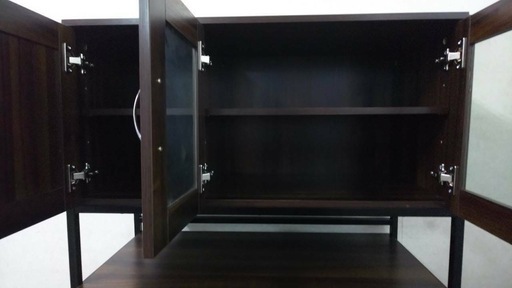 落ち着きのある未使用品・幅90cmウォルナット調レンジボード