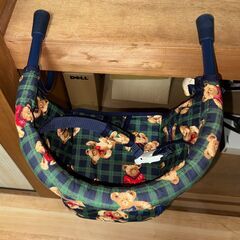 テーブル椅子の画像