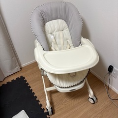 コンビ　Combi ハイローチェアの画像