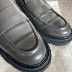 luca Grossi★グレーローファーの画像