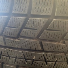 年式2022YOKOHAMA 195/65r15スタッドレスタイヤホイール4本セット。の画像