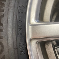 年式2022YOKOHAMA 195/65r15スタッドレスタイヤホイール4本セット。の画像