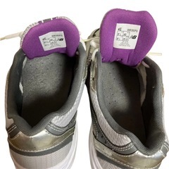 ニューバランス スニーカー 4E 幅広 25.5㎝の画像