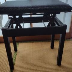 CORG製電子ピアノ（故障品）　椅子の画像